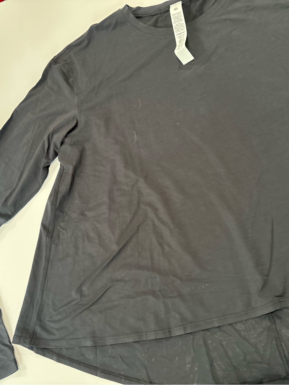 lululemon athletica Men's Long-Sleeve Crew in Black